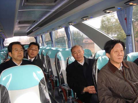 安徽省常务副省长孙志刚考察安凯